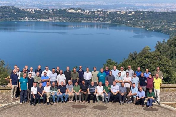 Group picture of the Jesuit fathers who took part in the first Provinciale Congregation of the Euro-Mediterranean Province