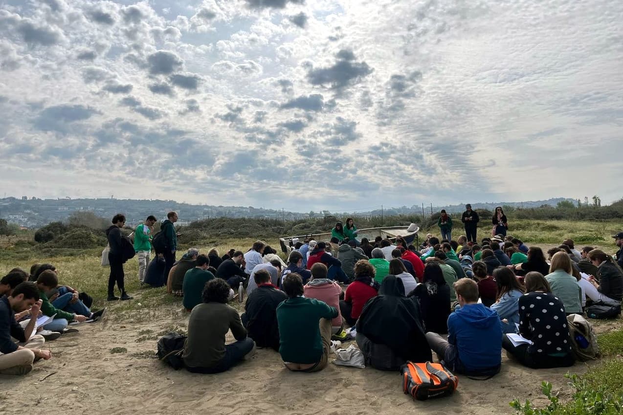 Behold your brothers and sisters”: Pietre Vive international meeting -  Jesuits